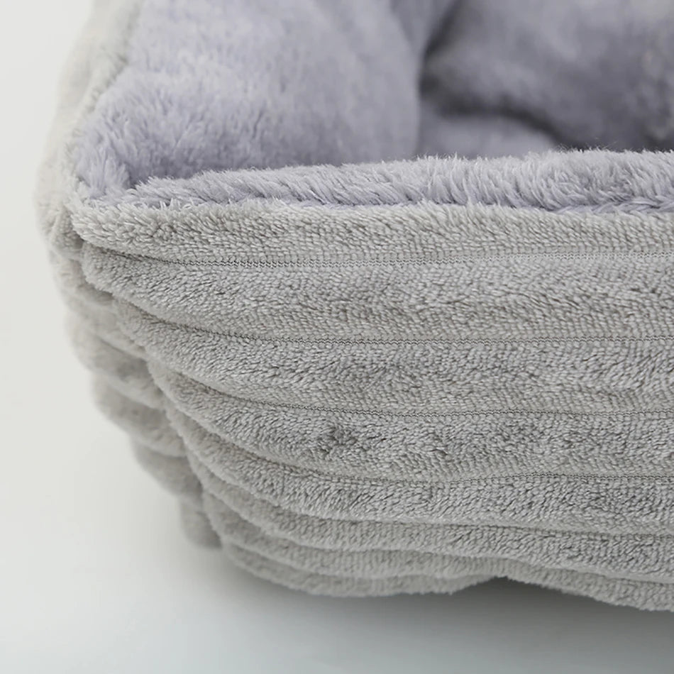 Lit douillet en peluche pour animaux