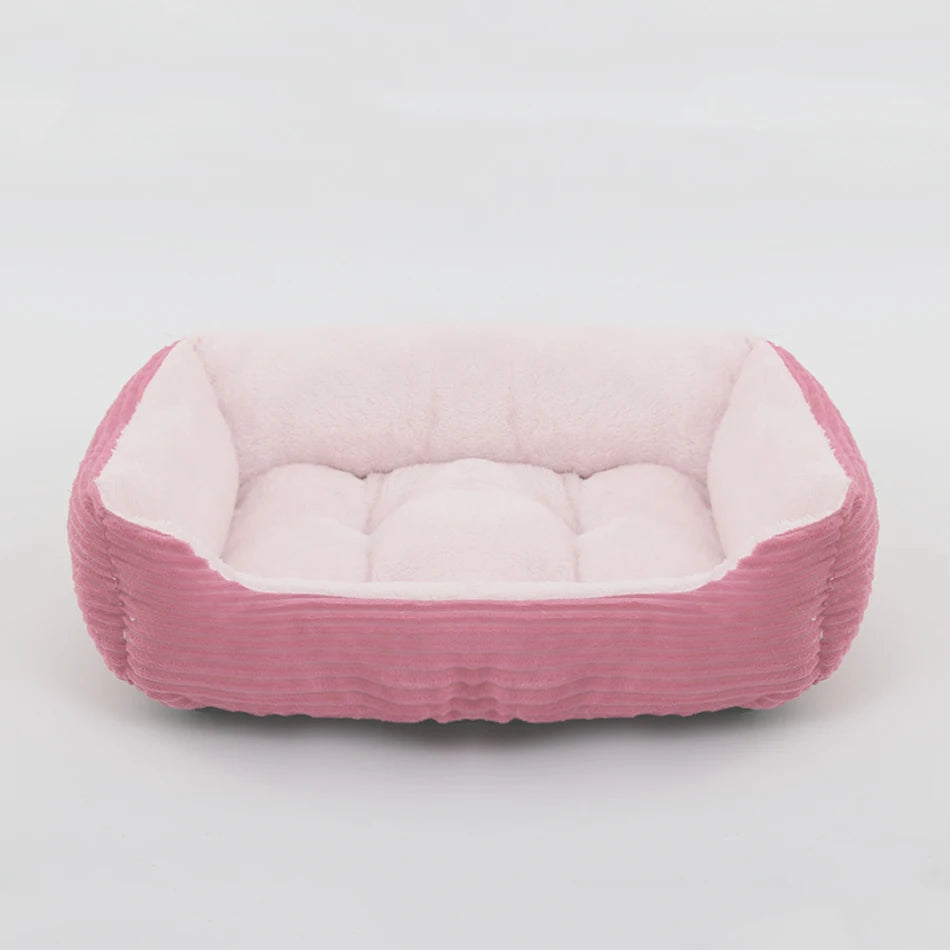 Lit douillet en peluche pour animaux